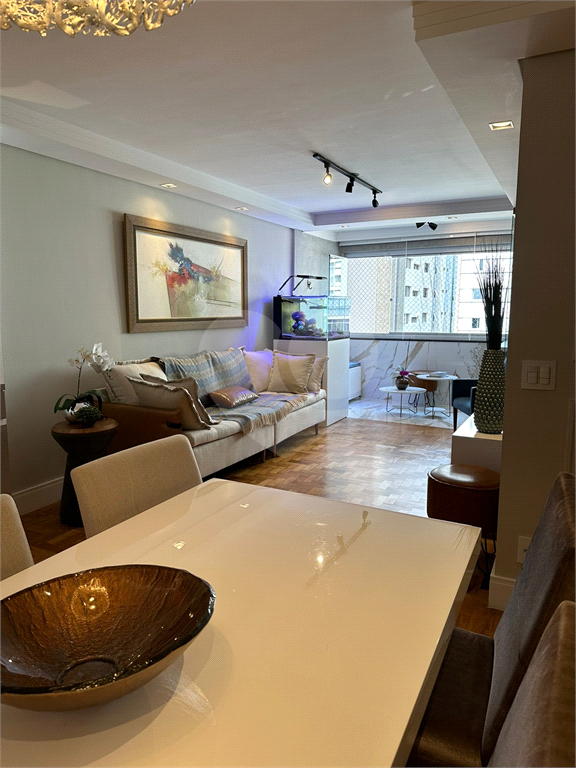 APARTAMENTO em SANTANA