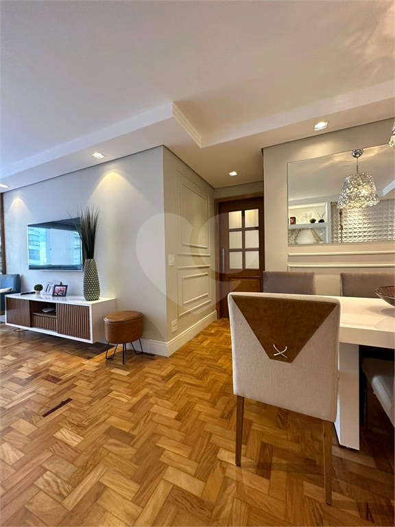 APARTAMENTO em SANTANA
