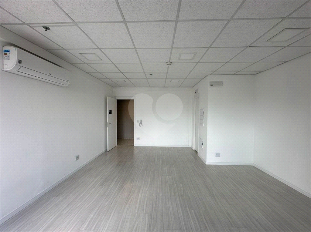 Sala Comercial a venda/locação  Granja Julieta 36 m²