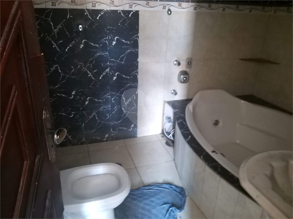 CASA PROXIMO AV. IMIRIM