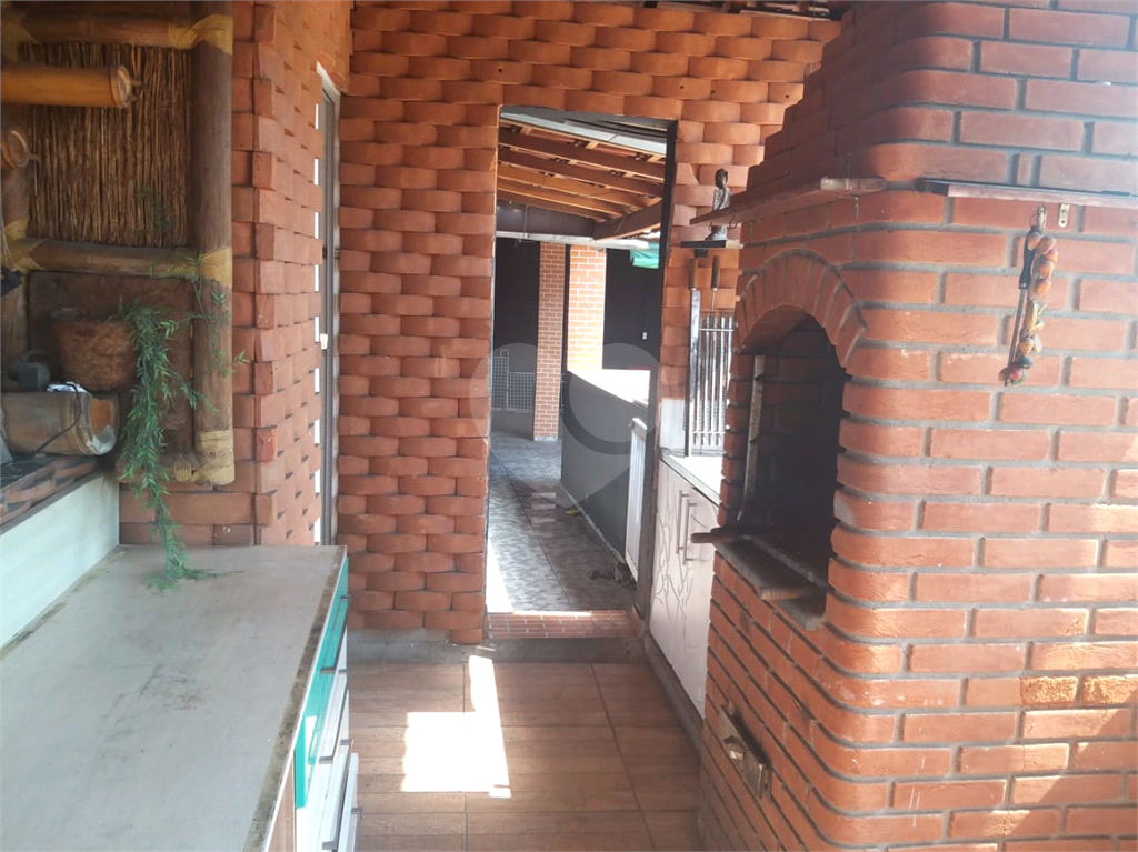 CASA PROXIMO AV. IMIRIM