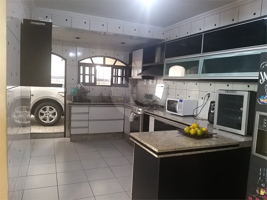 CASA PROXIMO AV. IMIRIM