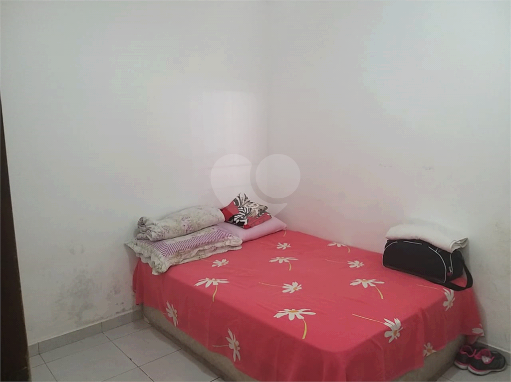 CASA PROXIMO AV. IMIRIM