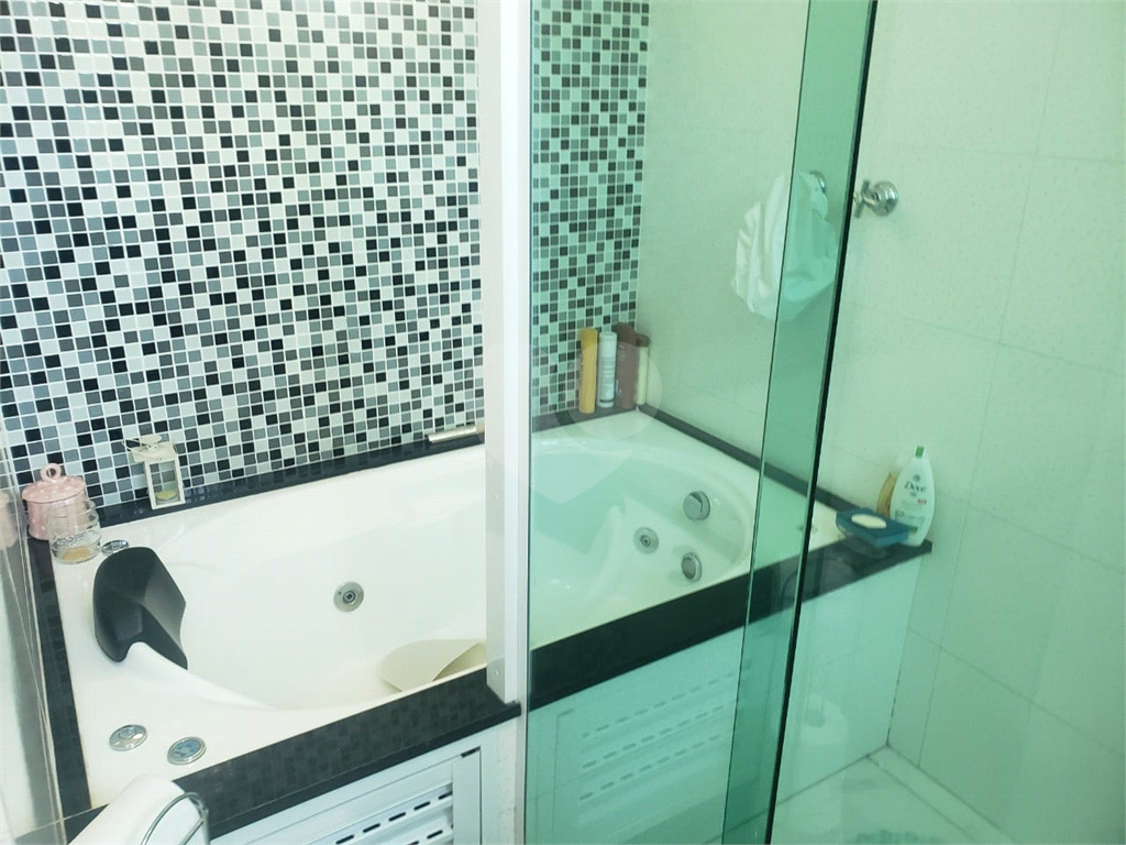 Sobrado Semi Novo na Parada Inglesa