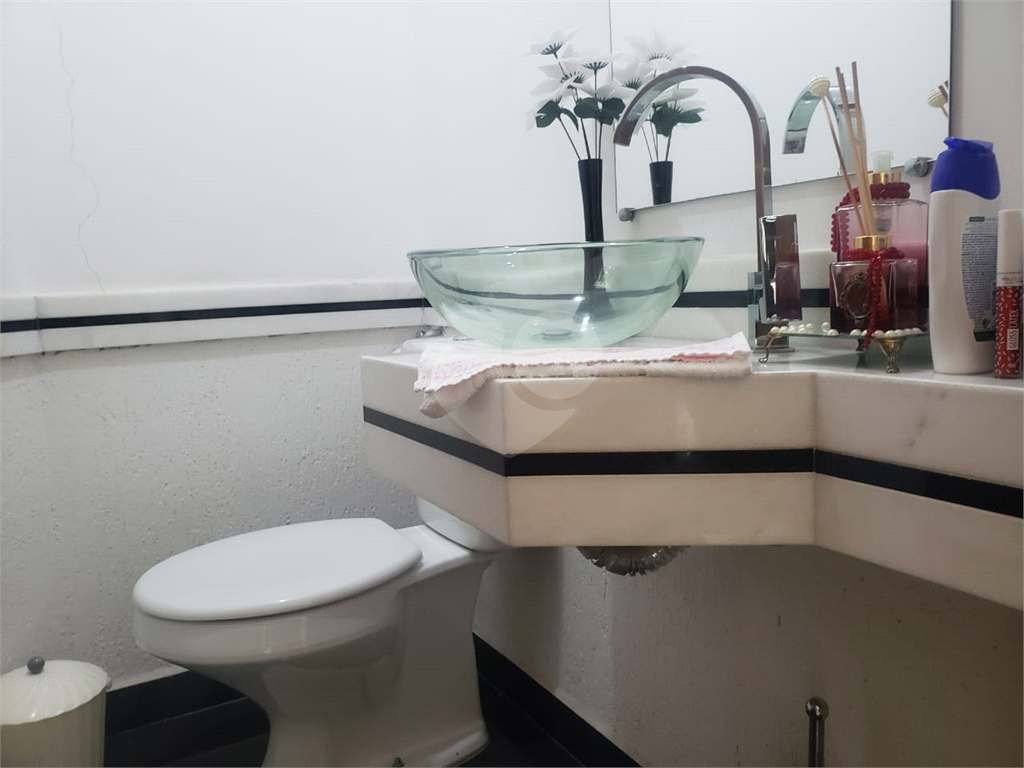 Sobrado Semi Novo na Parada Inglesa