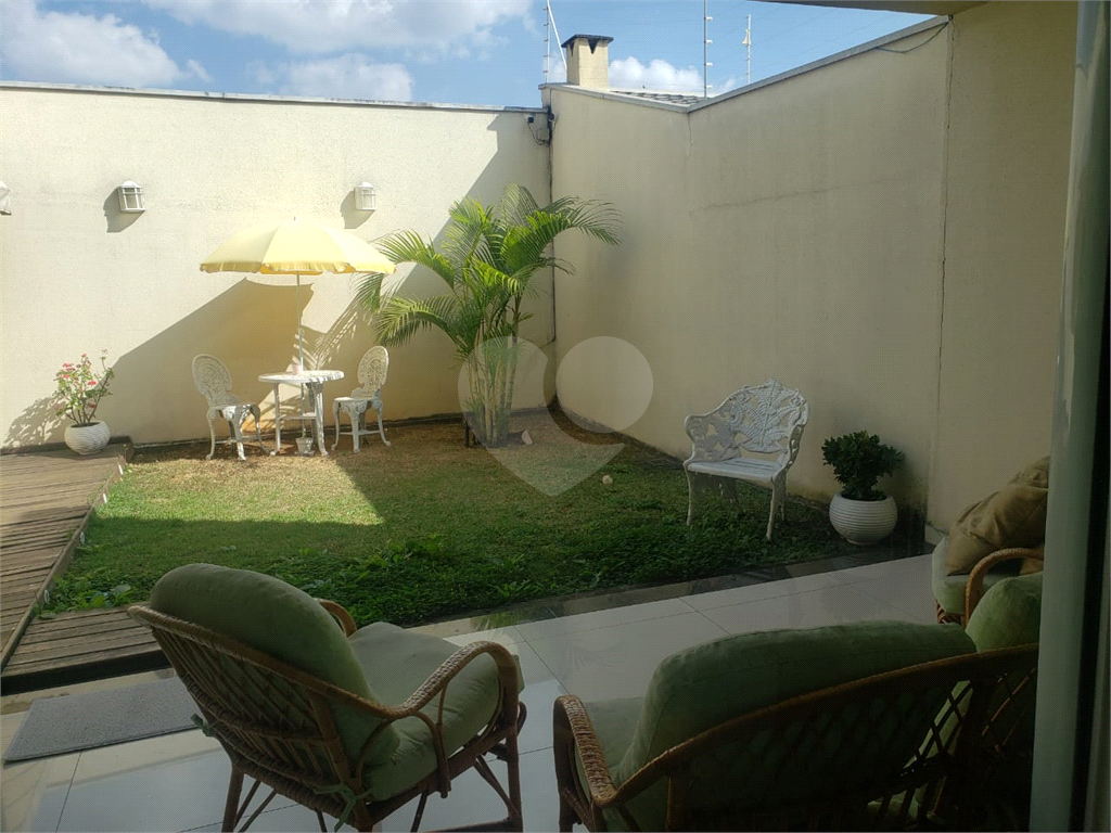 Sobrado Semi Novo na Parada Inglesa