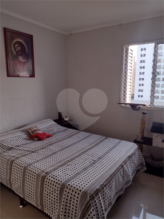 Apartamento à venda com 2 quartos, 70m² - Foto 23