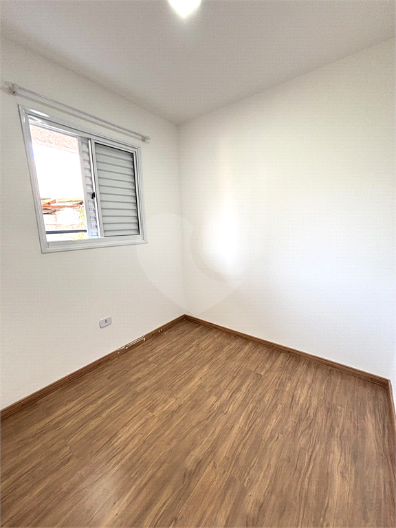 Apartamento na Parada Inglesa com 2 dormitórios