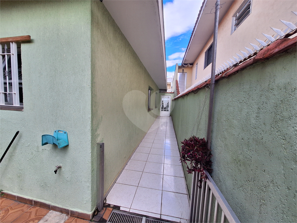 Casa Terrea com 03 dormitorios sendo 01 suite 02 vagas de garagem pronta para morar sem reformas 