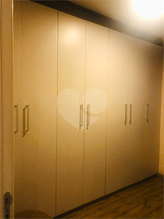 Apartamento no Residencial Bosque Clube Cotia. 