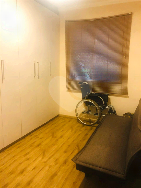 Apartamento no Residencial Bosque Clube Cotia. 