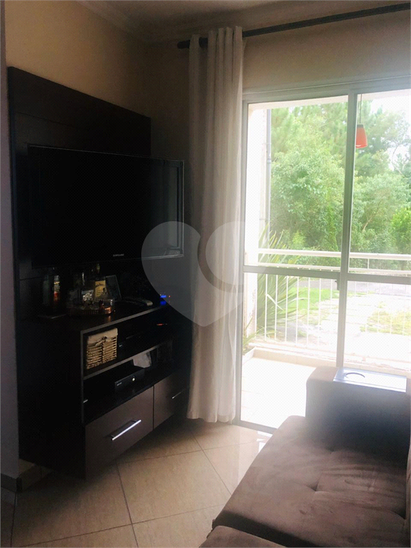 Apartamento no Residencial Bosque Clube Cotia. 