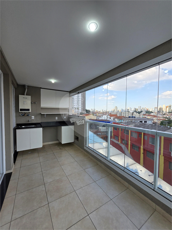 PORTEIRA FECHADA. Apartamento mobiliado e com todos os eletro domésticos e decorado
