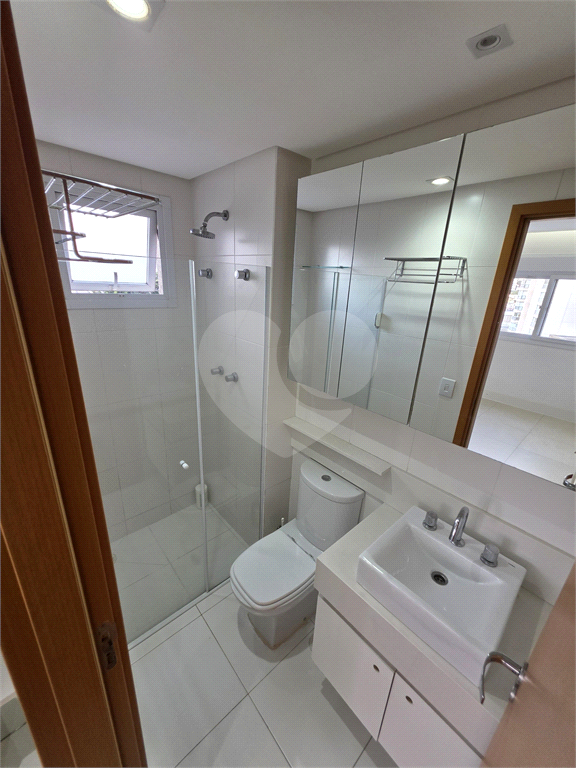PORTEIRA FECHADA. Apartamento mobiliado e com todos os eletro domésticos e decorado