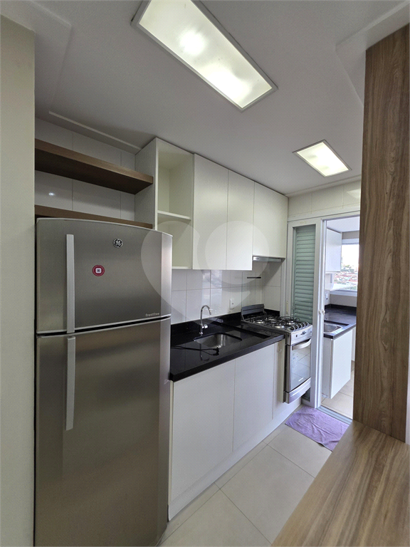 PORTEIRA FECHADA. Apartamento mobiliado e com todos os eletro domésticos e decorado