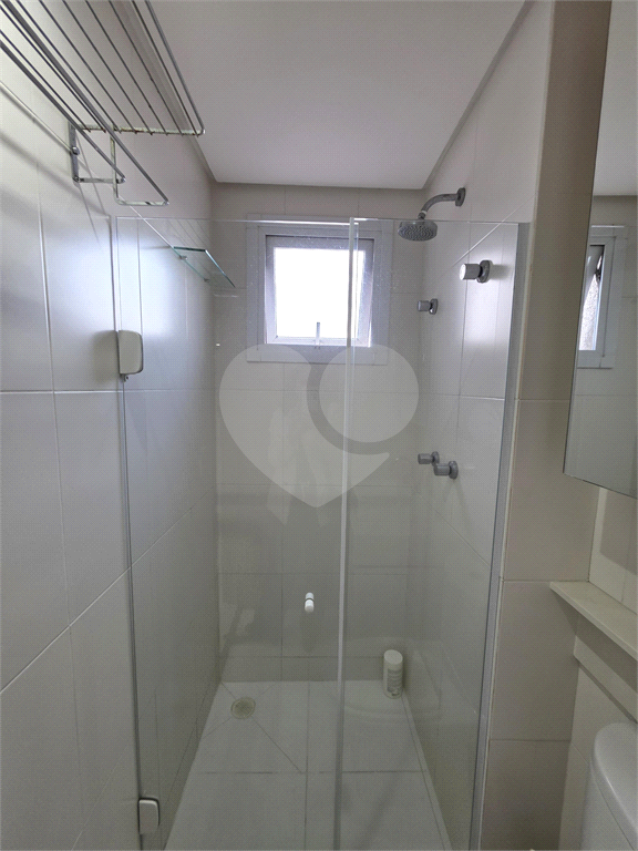 PORTEIRA FECHADA. Apartamento mobiliado e com todos os eletro domésticos e decorado