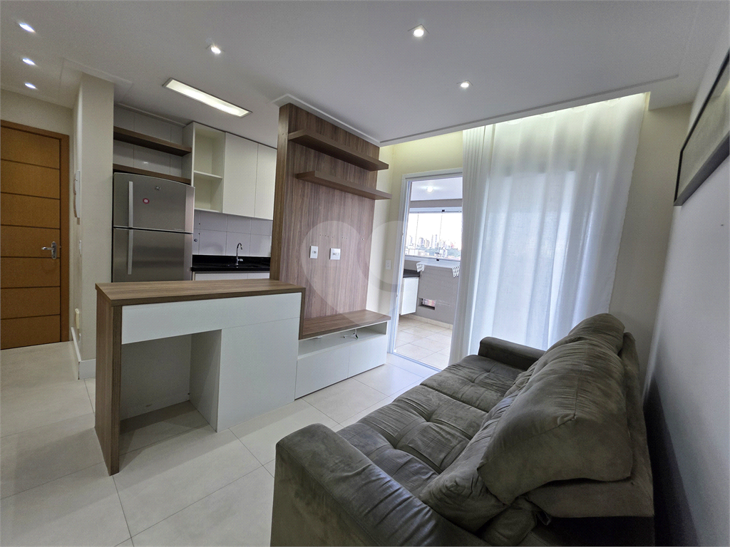 PORTEIRA FECHADA. Apartamento mobiliado e com todos os eletro domésticos e decorado