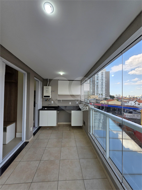 PORTEIRA FECHADA. Apartamento mobiliado e com todos os eletro domésticos e decorado