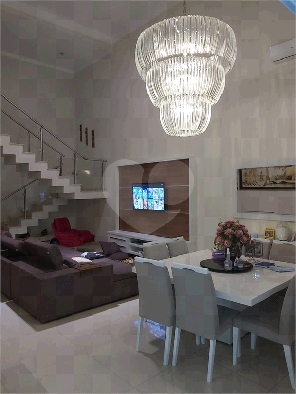 CASA em JARDIM BANDEIRANTES