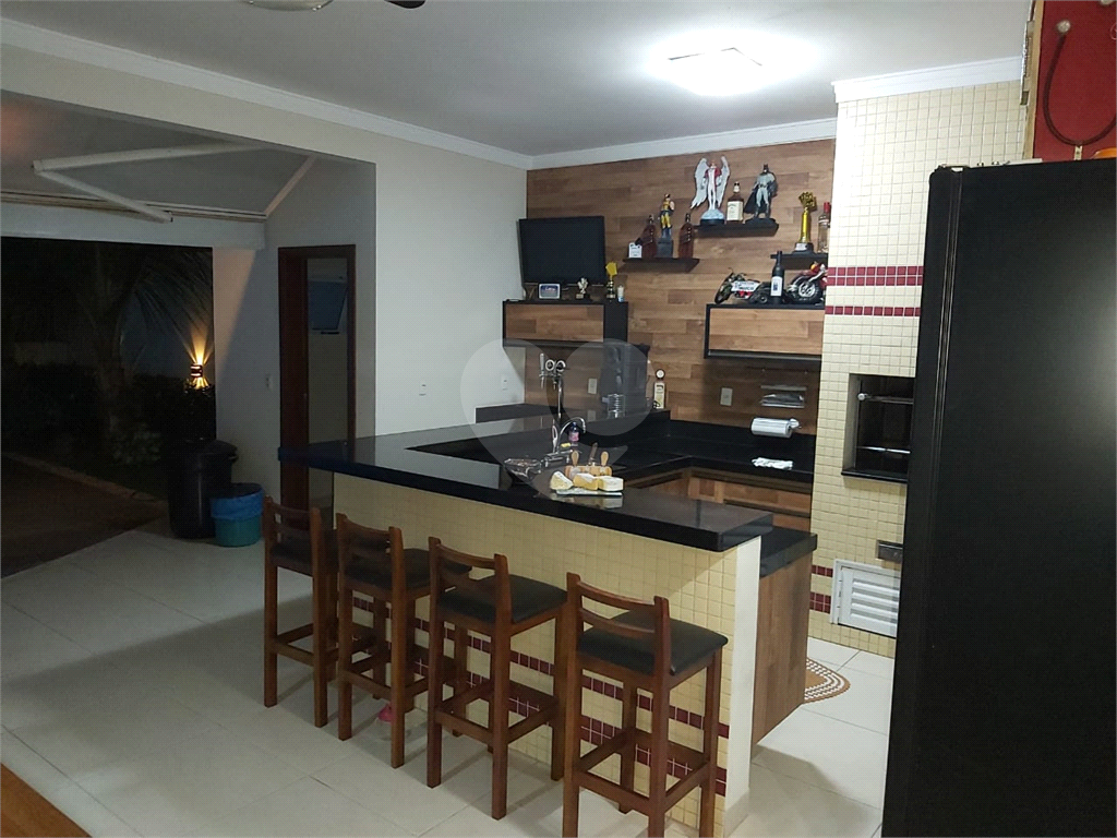 CASA em JARDIM BANDEIRANTES