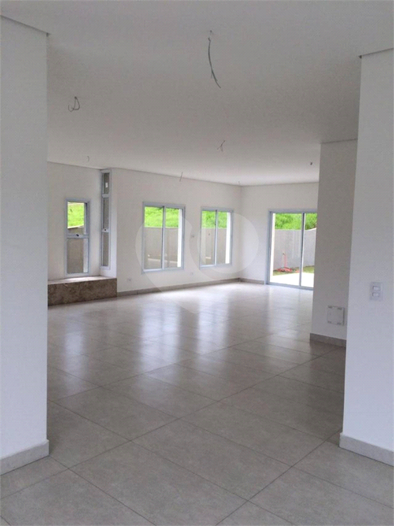 Casa de Condomínio à venda com 4 quartos, 400m² - Foto 16