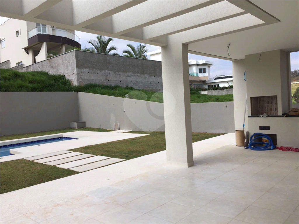 Casa de Condomínio à venda com 4 quartos, 400m² - Foto 9