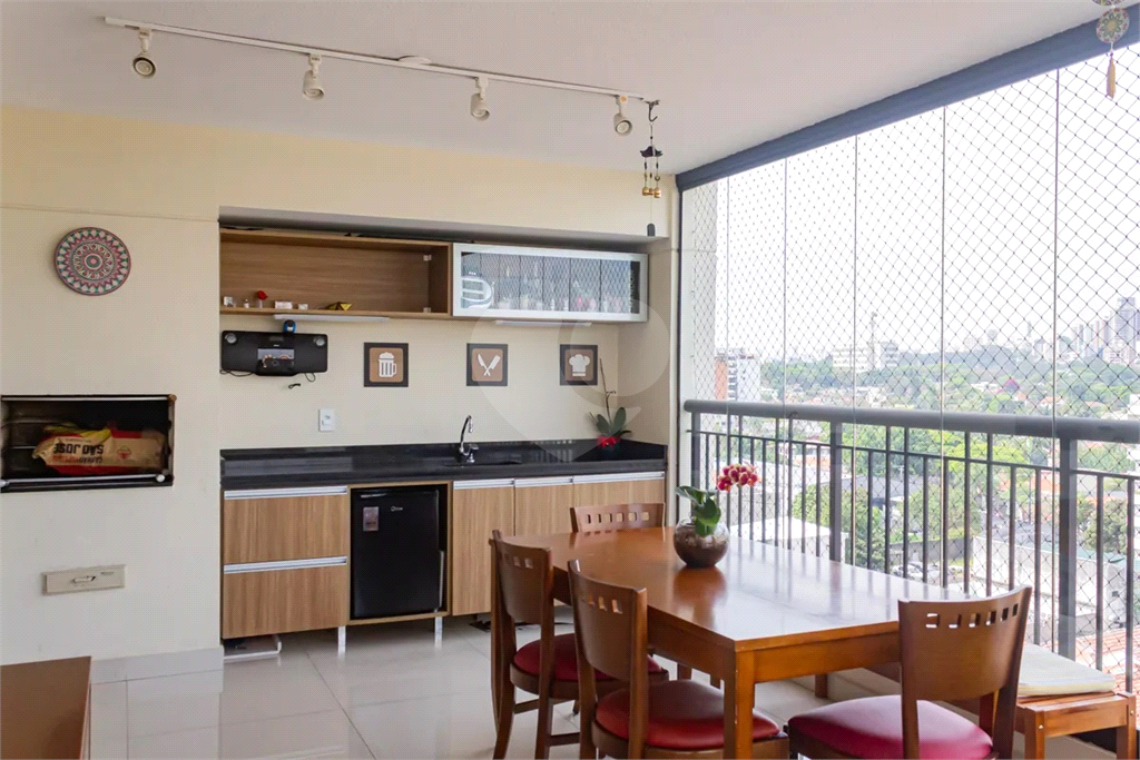 Apartamento com 148m2 Com 3 suítes, 3 vagas , Condominio Clube. 