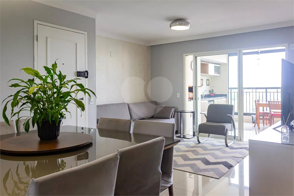 Apartamento com 148m2 Com 3 suítes, 3 vagas , Condominio Clube. 