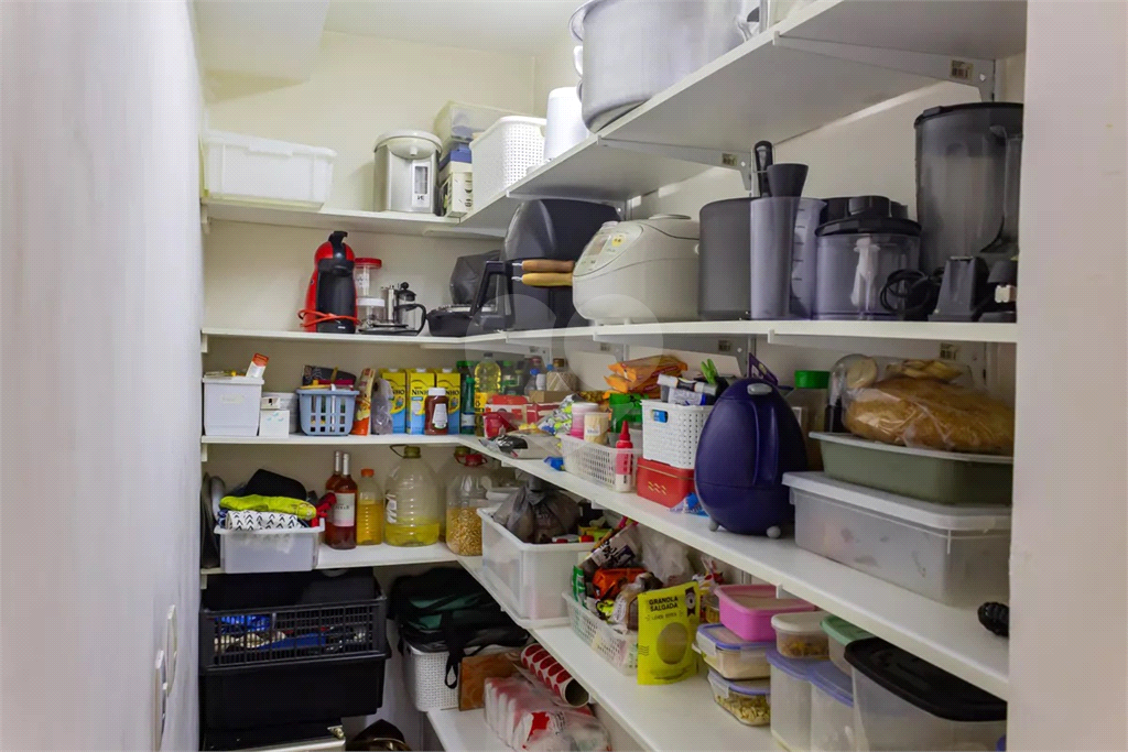 Apartamento com 148m2 Com 3 suítes, 3 vagas , Condominio Clube. 