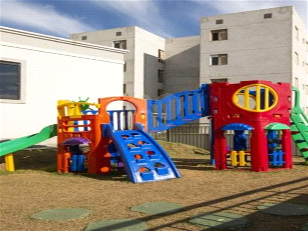 APARTAMENTO em ITAQUERA