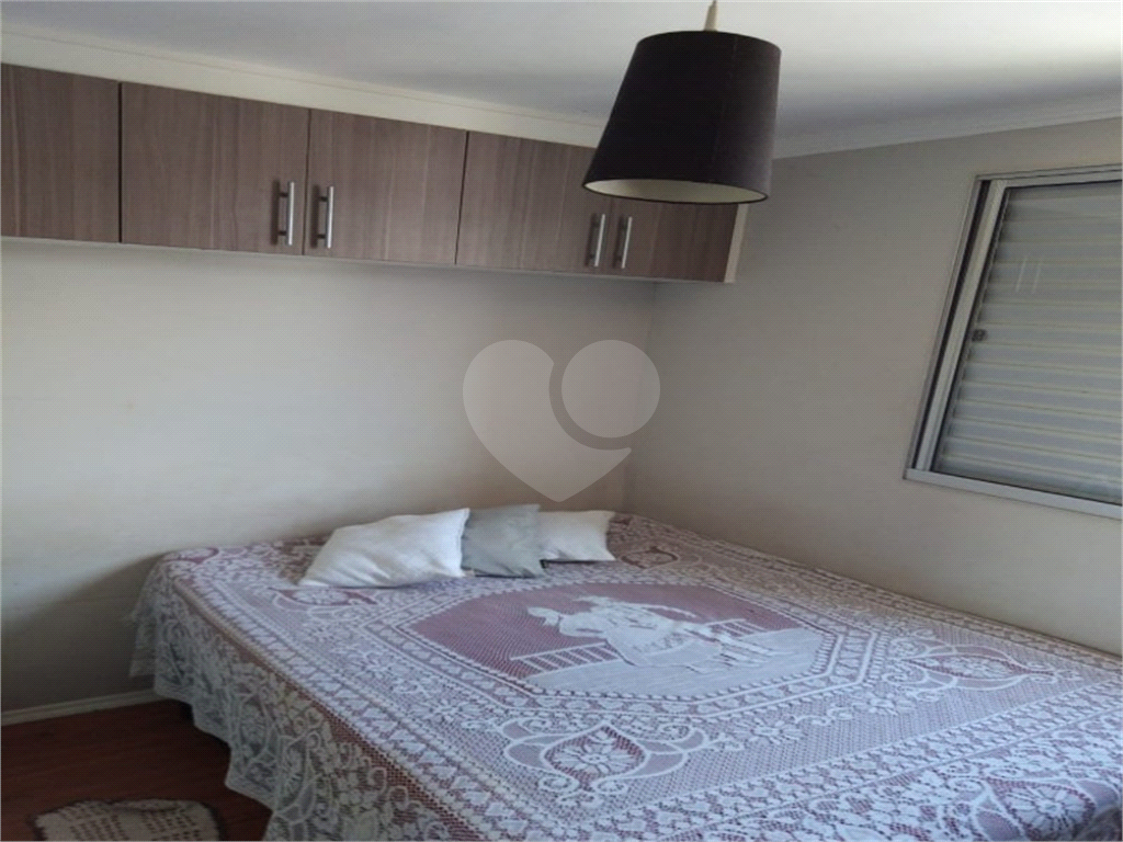 APARTAMENTO em ITAQUERA