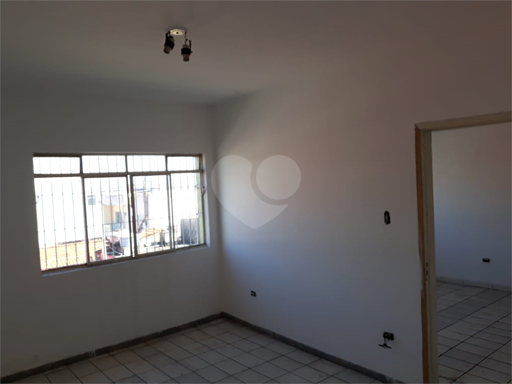 Galpão/Prédio de 2 andares na Região de Artur Alvim bairro parque Paineira