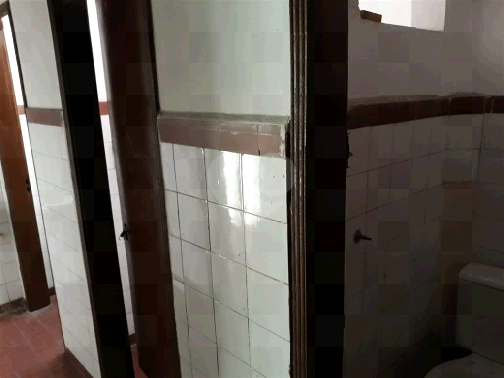 Galpão/Prédio de 2 andares na Região de Artur Alvim bairro parque Paineira