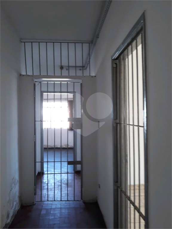 Galpão/Prédio de 2 andares na Região de Artur Alvim bairro parque Paineira