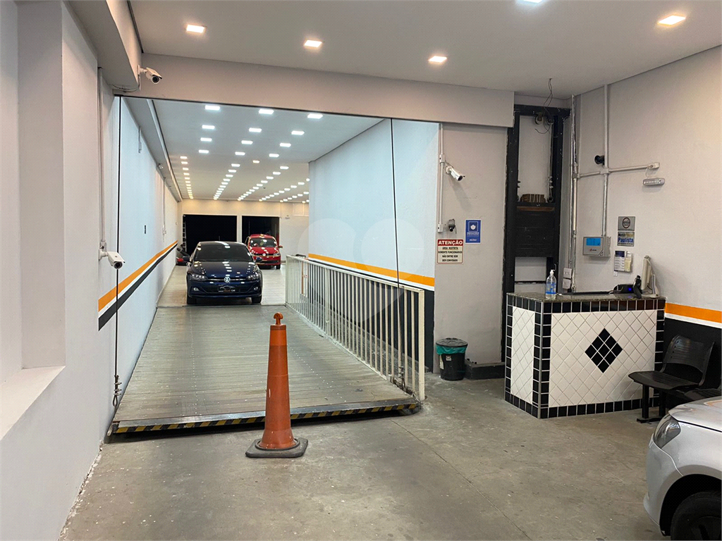SALÃO COMERCIAL CONSOLAÇÃO -1.340m²