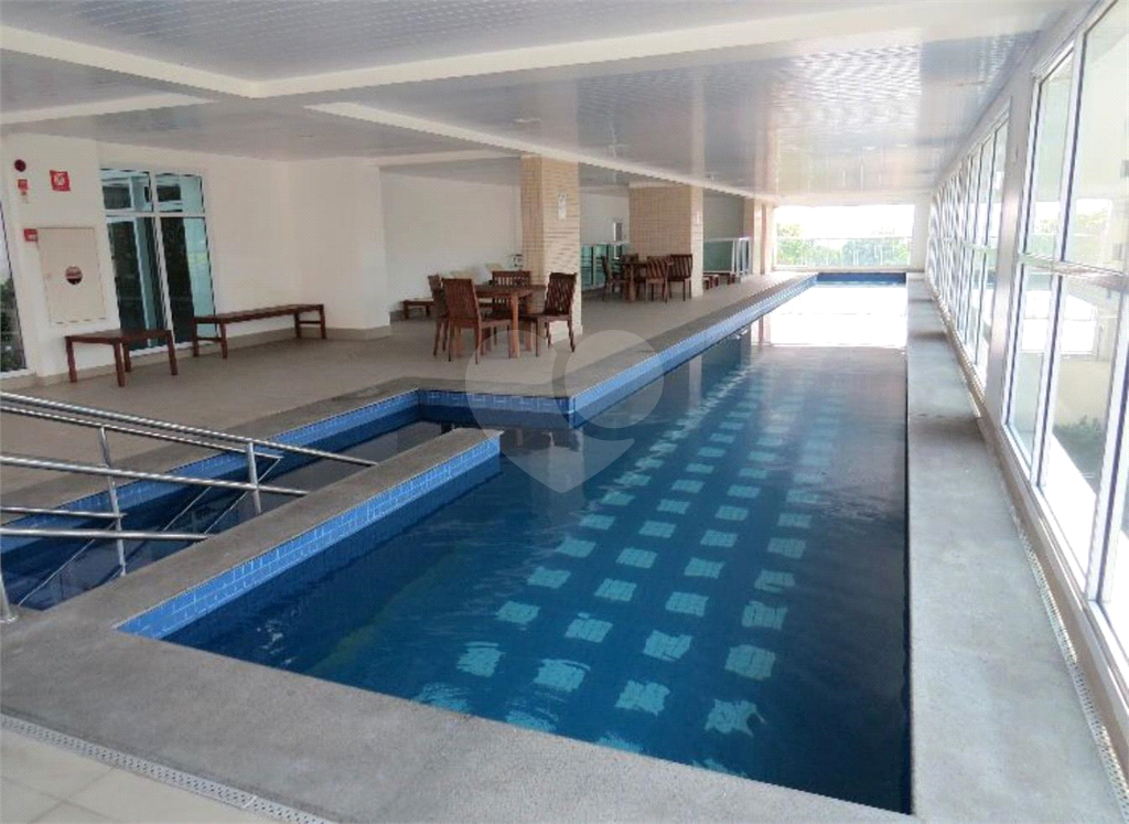 APARTAMENTO em CAMPO BELO
