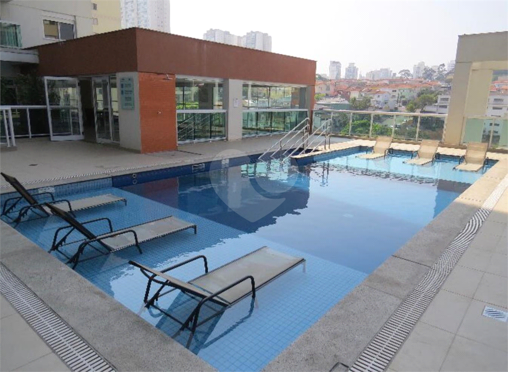 APARTAMENTO em CAMPO BELO