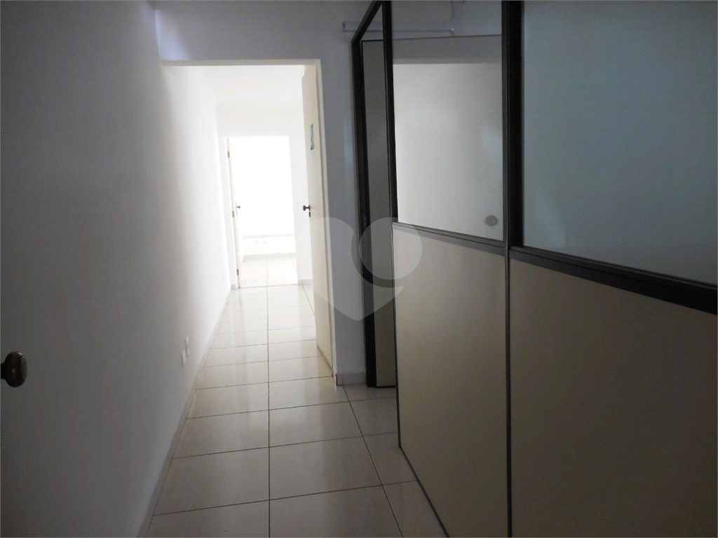 Excelente Sobrado Comercial - próximo ao metro Santana, com 13 salas, 3 banheiros,  4 vagas.