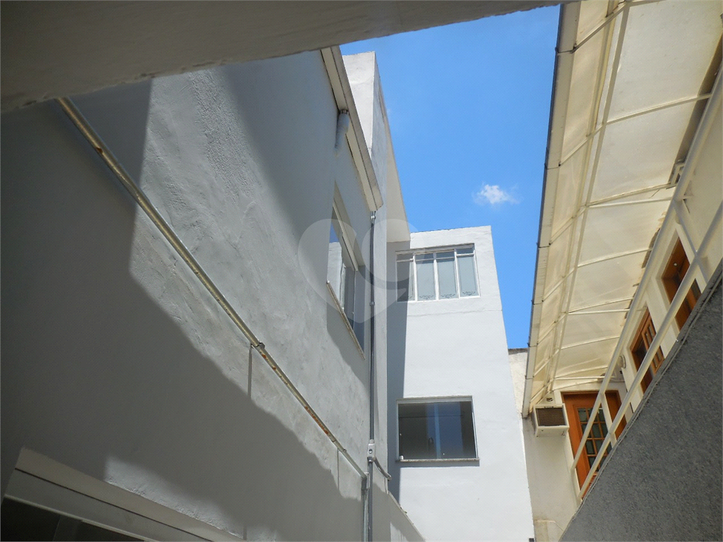 Excelente Sobrado Comercial - próximo ao metro Santana, com 13 salas, 3 banheiros,  4 vagas.