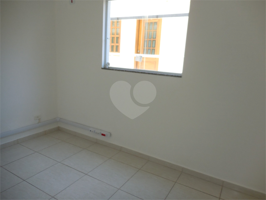 Excelente Sobrado Comercial - próximo ao metro Santana, com 13 salas, 3 banheiros,  4 vagas.