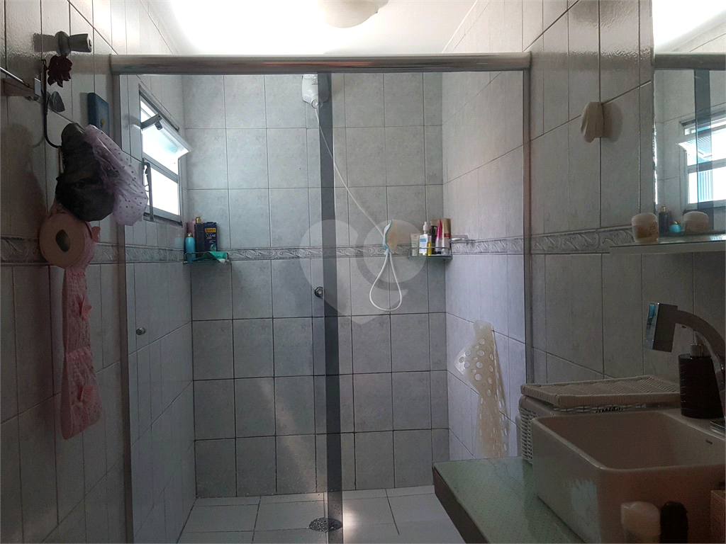 SOBRADO A VENDA NO JARDIM TREMEMBÉ - 2 DORMÍTORIOS E 2 VAGAS DE GARAGEM