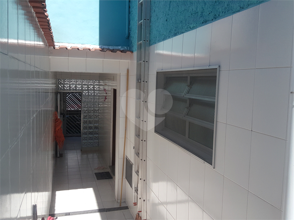 SOBRADO A VENDA NO JARDIM TREMEMBÉ - 2 DORMÍTORIOS E 2 VAGAS DE GARAGEM