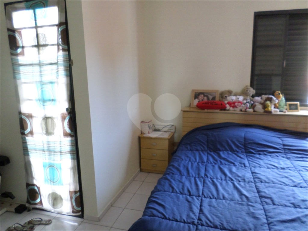 Sobrado a venda em Guarulhos 3 quartos