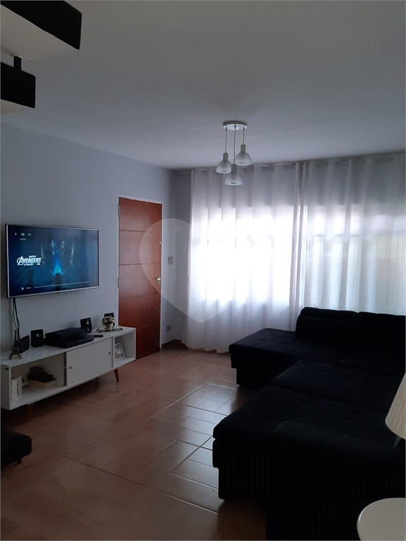 SOBRADO em VILA CAMPESINA