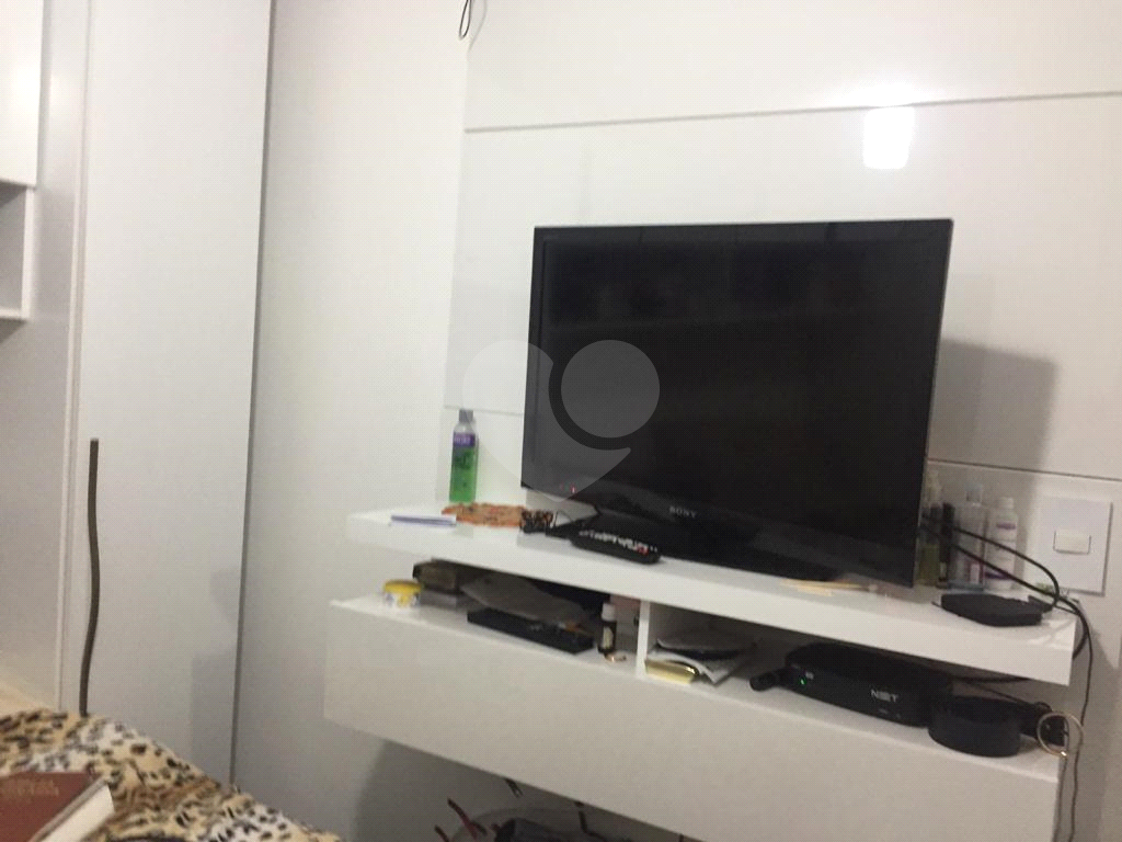 APARTAMENTO em TATUAPÉ