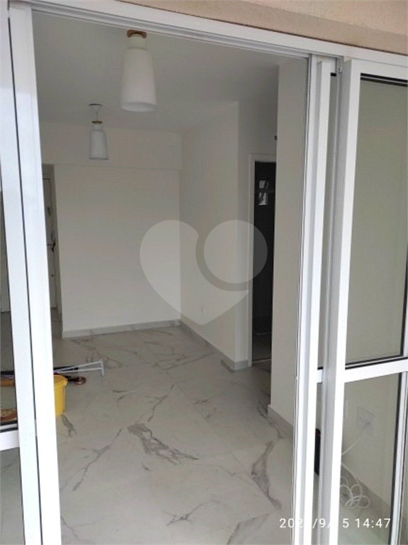 APARTAMENTO em VILA GUILHERME