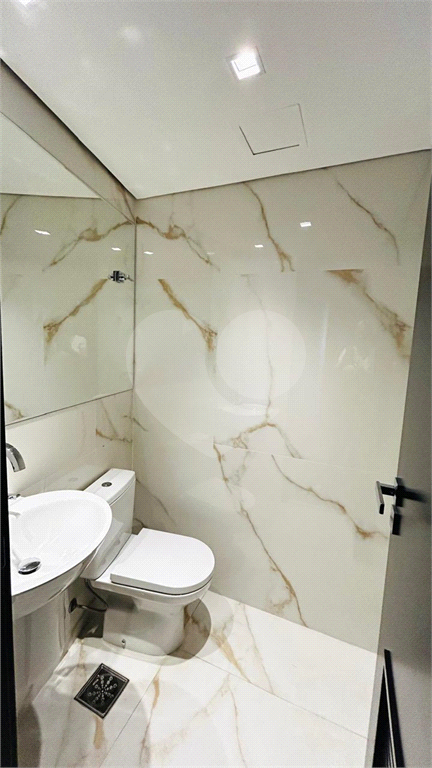 COBERTURA em PINHEIROS