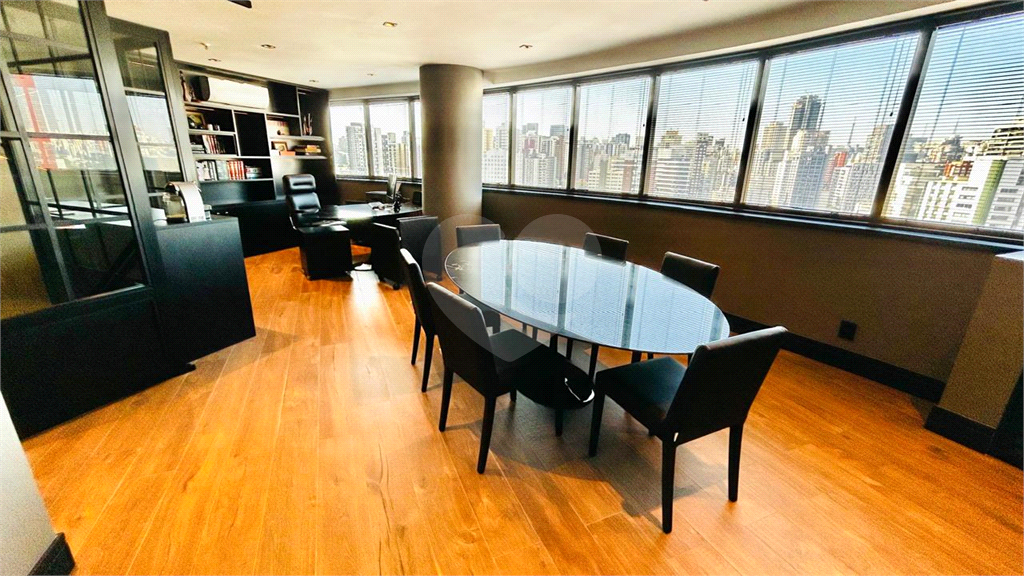 COBERTURA em PINHEIROS