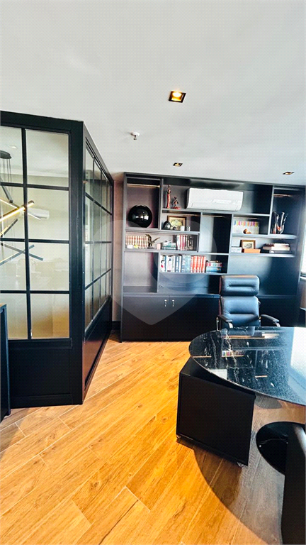 COBERTURA em PINHEIROS