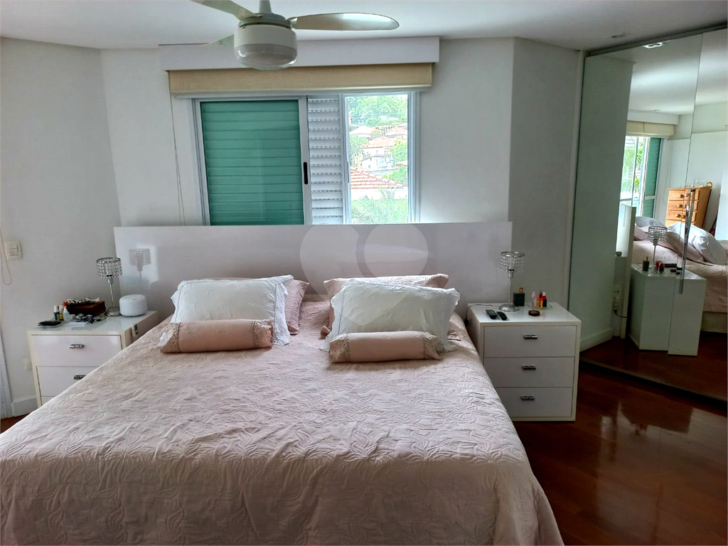 Casa Condomio Horto Florestal 3 Suites